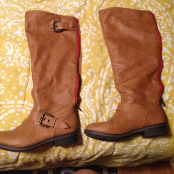 Brown boots