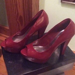 Red patent leather peep toe