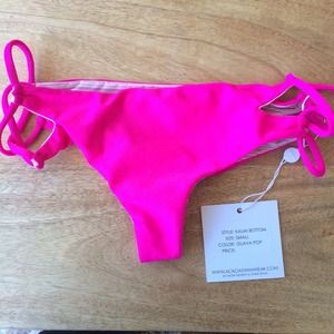 Acacia Swimwear Small Kauai bottoms in Guava Pop