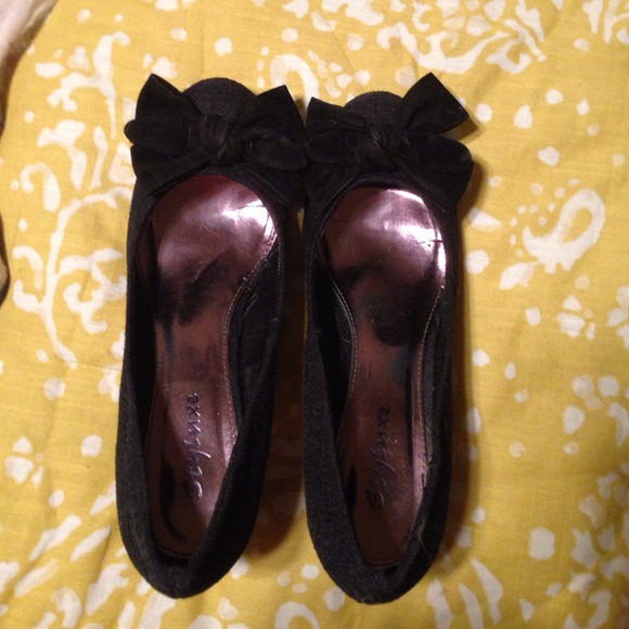 Black heels