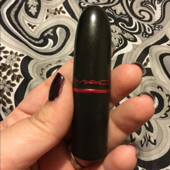 💄 Viva Glam Nicki 💄 - Picture 2 of 4