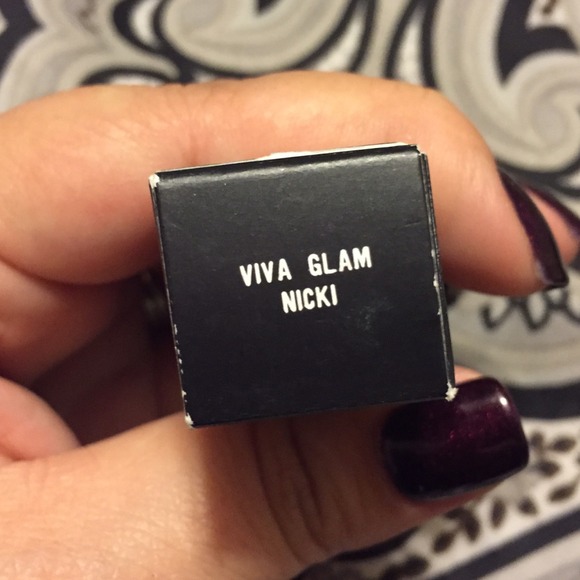 💄 Viva Glam Nicki 💄 - Picture 4 of 4