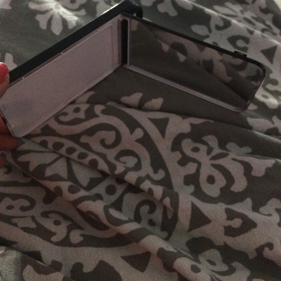 iPhone case - Picture 3 of 3