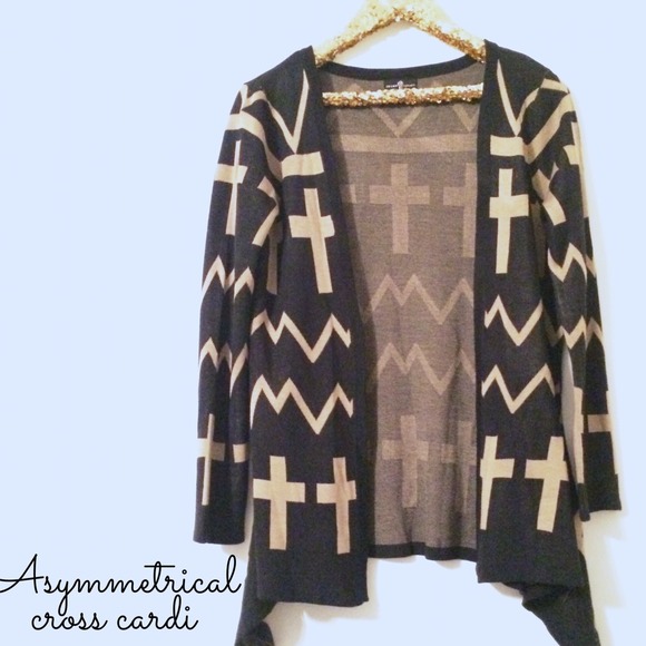 dream catcher Sweaters - Asymmetrical cross cardigan