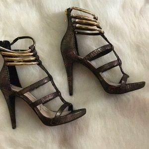 Jessica Simpson heels