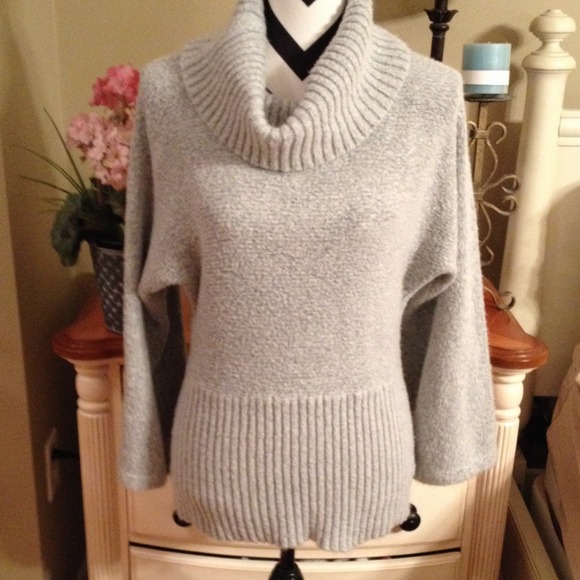 a.n.a Sweaters - Light grey cowl neck sweater