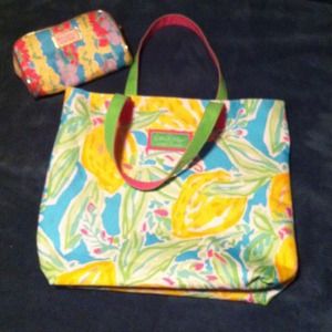 🌷Lilly Pulitzer Tote & Make-up Bag🌷