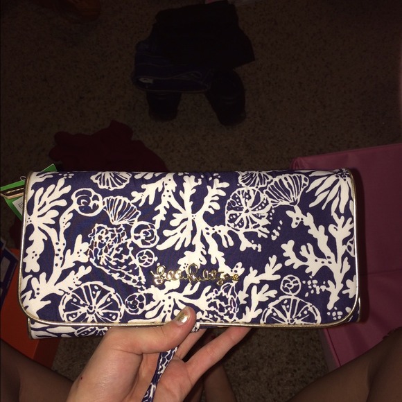 Lilly pulitzer travel case ON HOLD