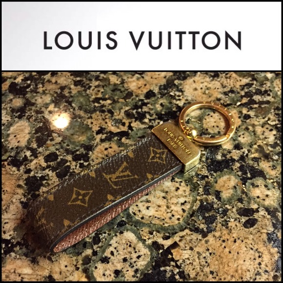 🔥SOLD ON EBAY🔥Authentic Louis Vuitton Dragonne - Picture 1 of 4