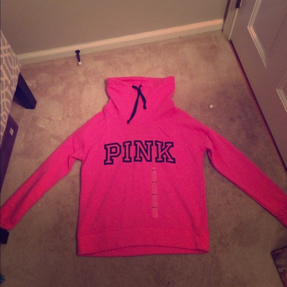 Pink sweatshirt xs