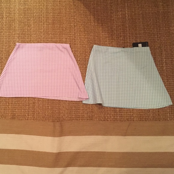 2 Missguided skirts