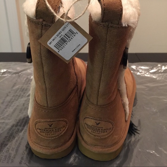 🆕LISTING AEO COZY ONE BUTTON SUEDE BOOT SIZE 8 - Picture 4 of 4