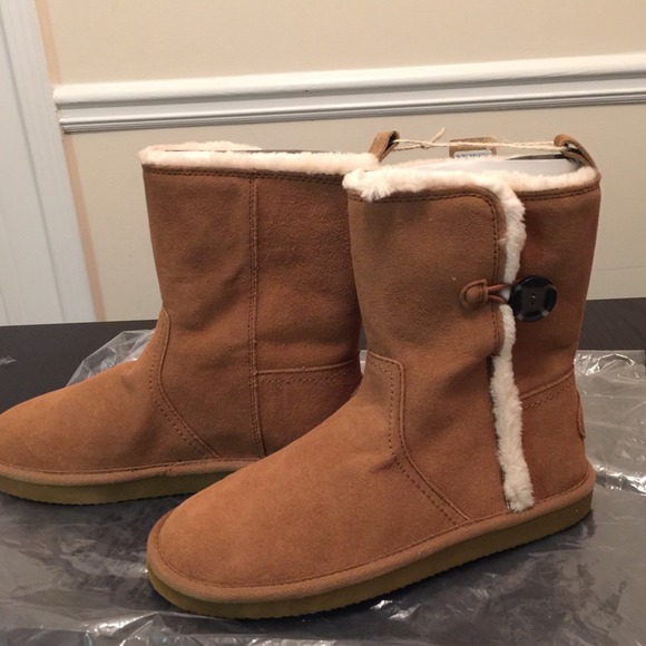 aeo cozy boot