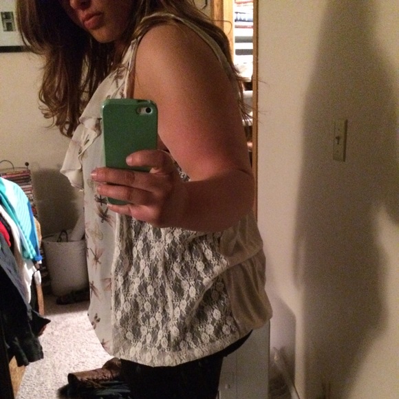 Sold!!!Cream colored lace tank top - Picture 4 of 4