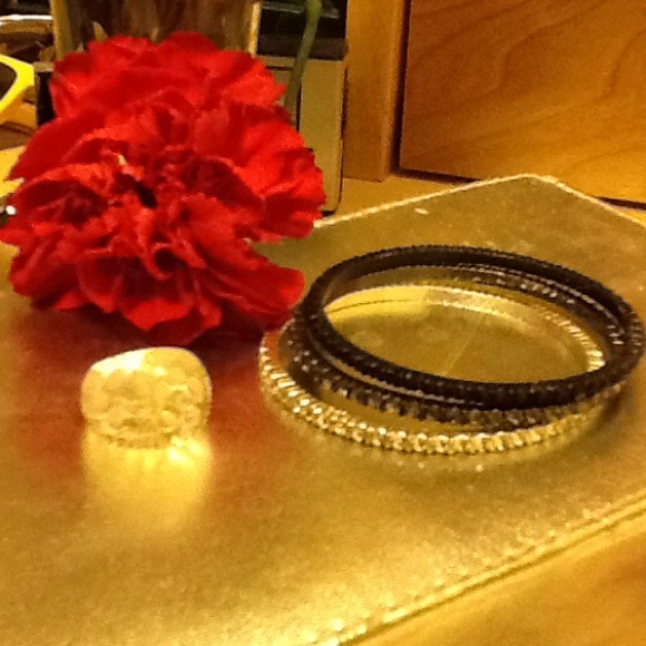 Clear flower bubble ring + three crystal bracelets