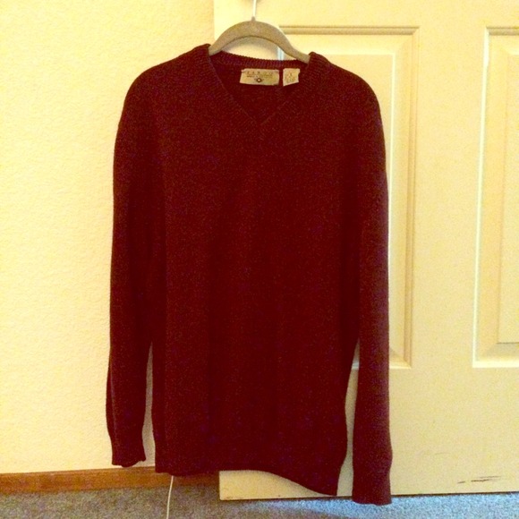 oversized sweater- maroon