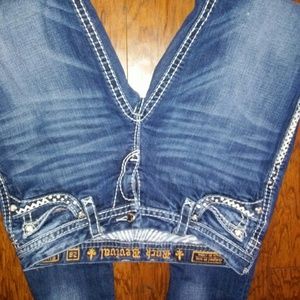 Size 29 rock revival skinny jeans