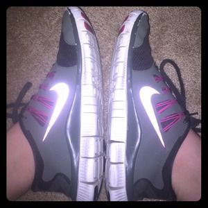 Nike free 5.0 womens tenni shoes