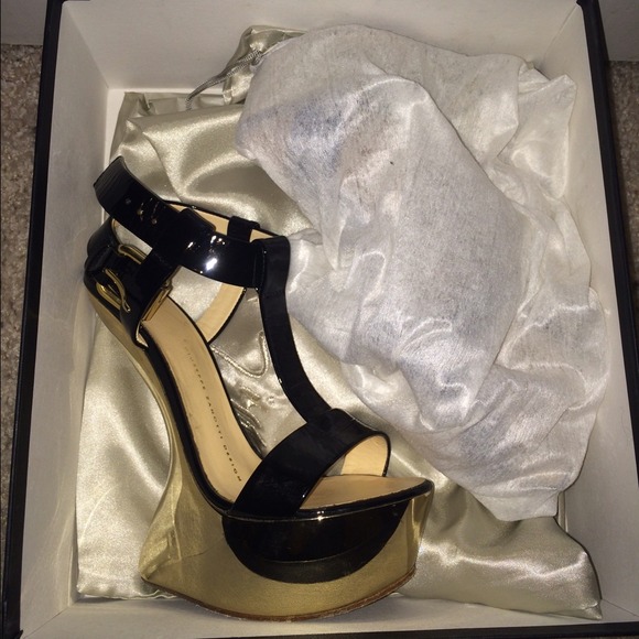 Authentic Giuseppe Jem Sandal - Picture 4 of 4