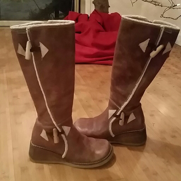 Vintage 1960's  tall zip boots brown leather