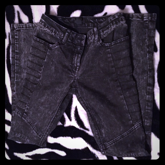 Moto zipper skinny jeans