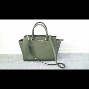 SPECIAL EDITION MICHAEL KORS SELMA LARGE SATCHEL