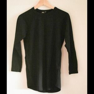 Black stretchy baseball tee
