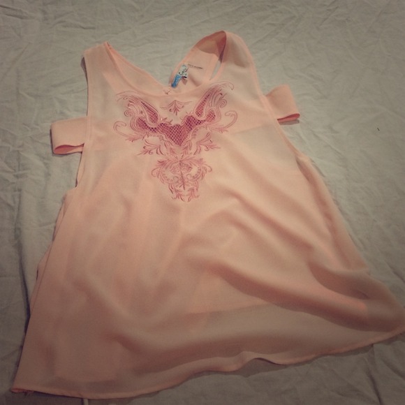 Pink "Cecico" top with cut-outs Size M