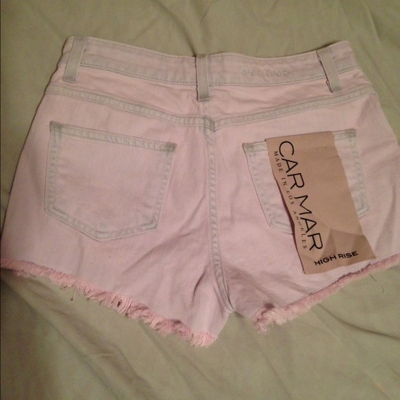 New LF pink shorts - Picture 2 of 4