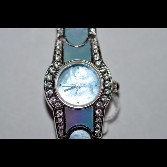 Watch - Picture 3 of 3