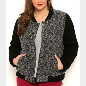 NWT Black & grey knitted sweater from deb