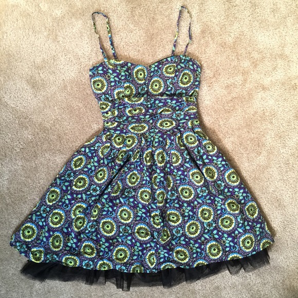Retro Pinup Style Vintage Sunflower Sweetheart Dress - Picture 3 of 4