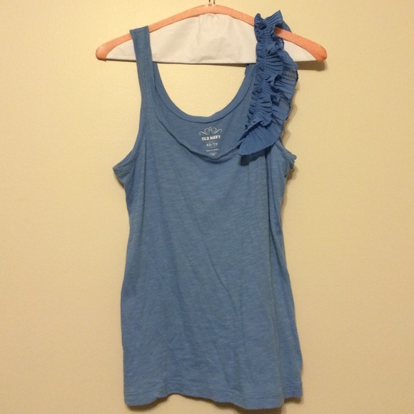 Asymmetrical Ruffle Tank - Picture 2 of 2