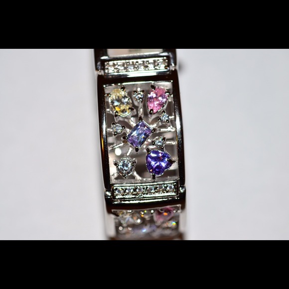 Watch - Picture 3 of 4