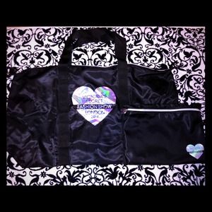 Victoria's Secret fashion show duffle