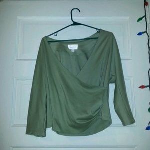 Nice crossed folded blouse