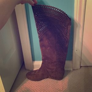 Brown Isola boots