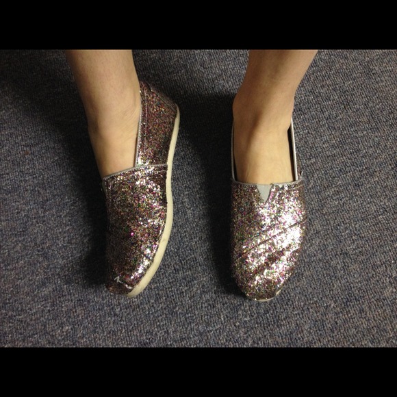 Multi Sparkle Toms!