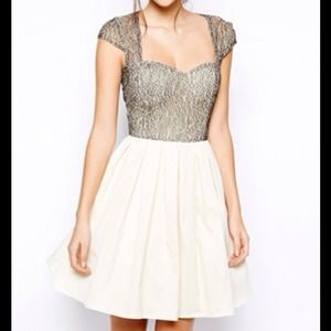 Chi Chi London Lace Dress with Sweetheart Neckline