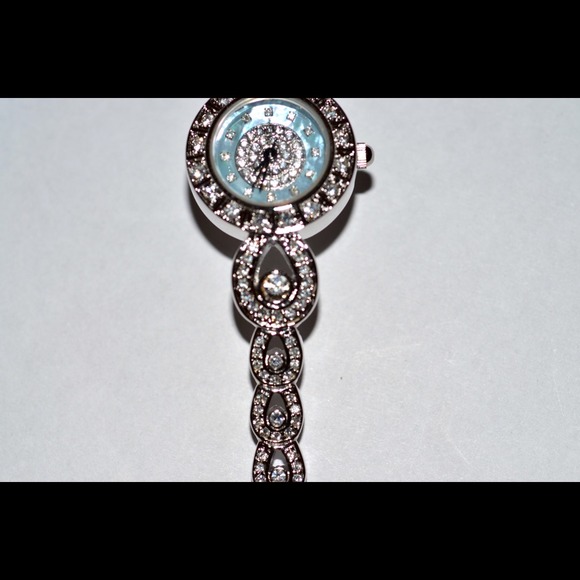 Watch - Picture 3 of 4