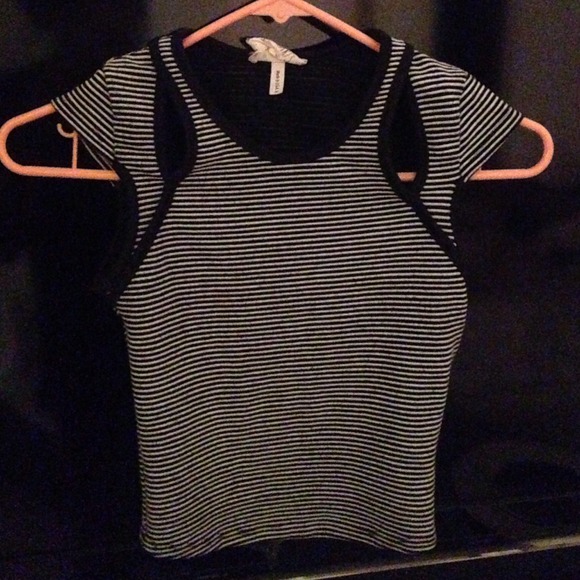 cut out crop top