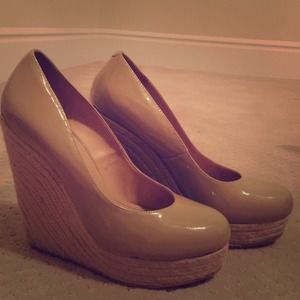 Steve Madden patent leather wedges