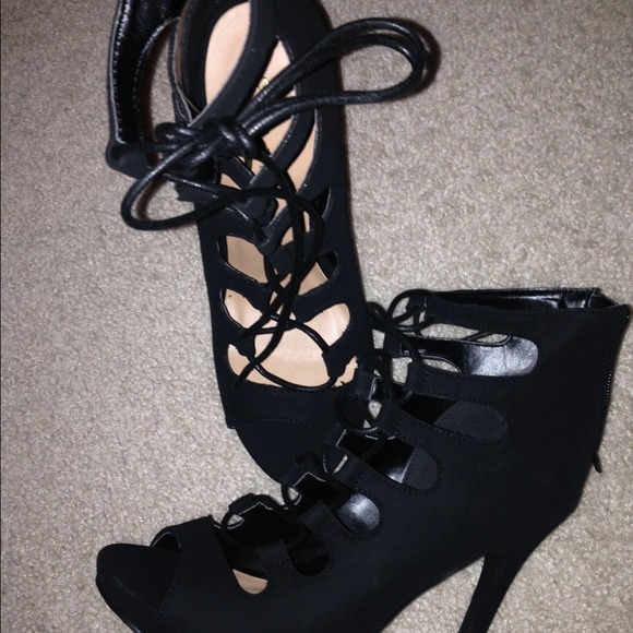 Brand new open toe heels - Picture 1 of 3