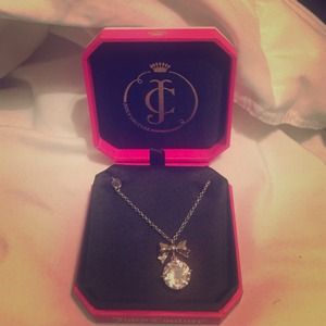 Juicy couture Necklace