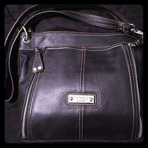 SALE ✨ Auth NWOT Black Leather Tignanello Bag