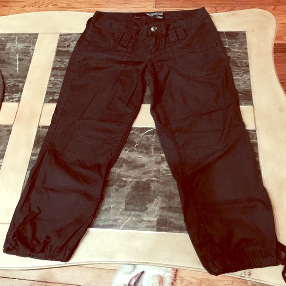 Guess Capri size 24