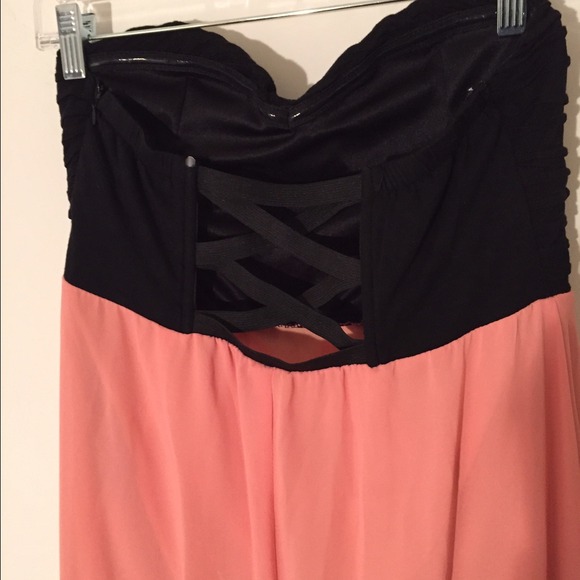 High-Low formal dress - Picture 3 of 4