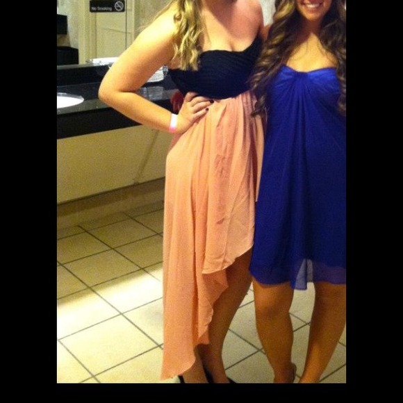 High-Low formal dress - Picture 4 of 4