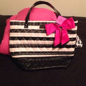 💗Betsy Johnson Handbag💗💗