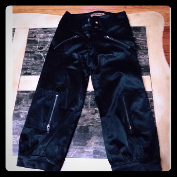 Arden B Capri size 0